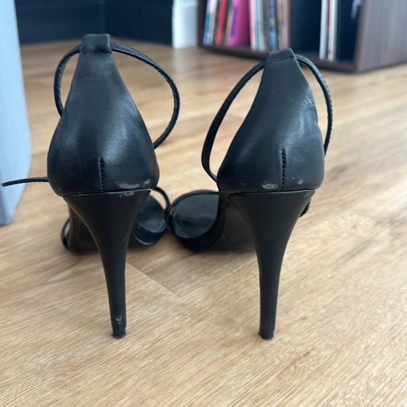 Steve Madden Stecy black stiletto heel size 9 - Picture 3 of 5